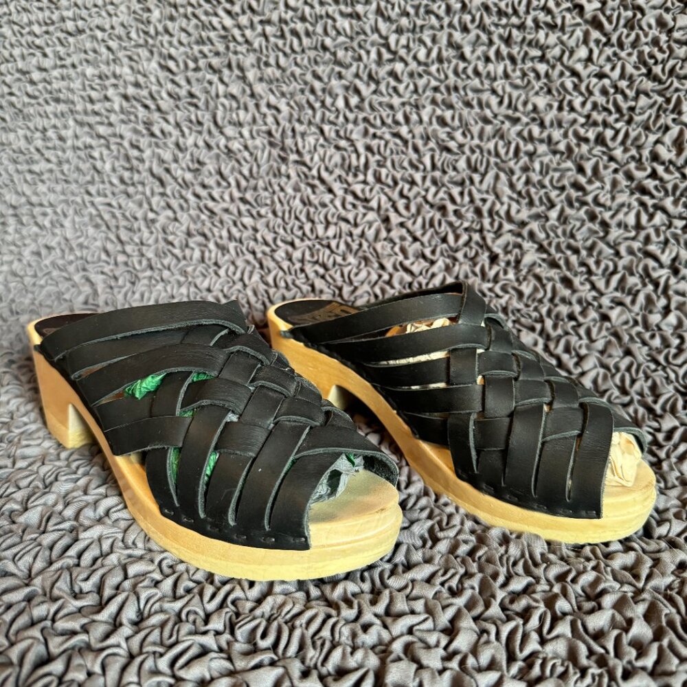 Sven Clogs - Black Weave Leather Sandals Mid-Heel - Size 7.5/38 UNWORN
